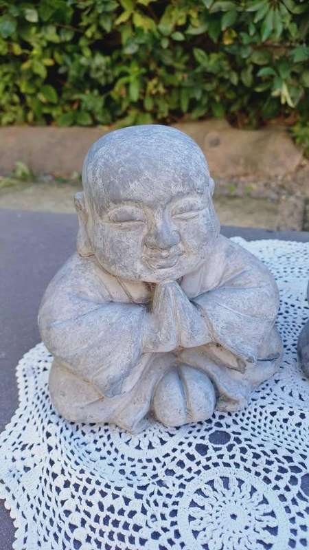 Set of 2 small concrete meditating Buddhas