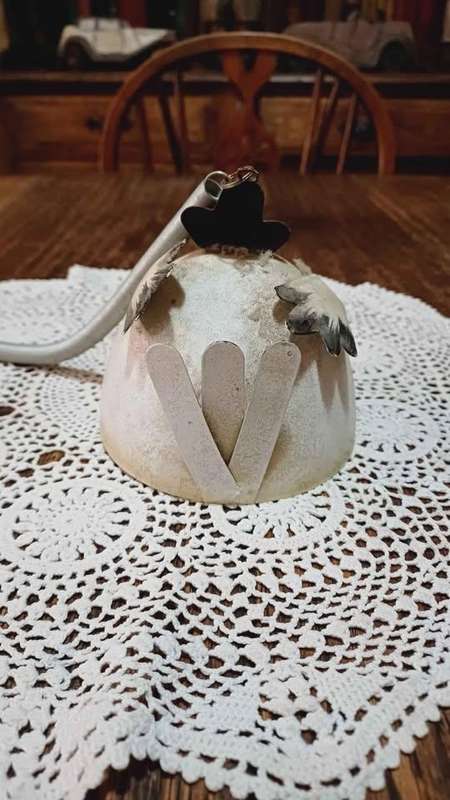 Quirky metal bouncy Spring Chicken