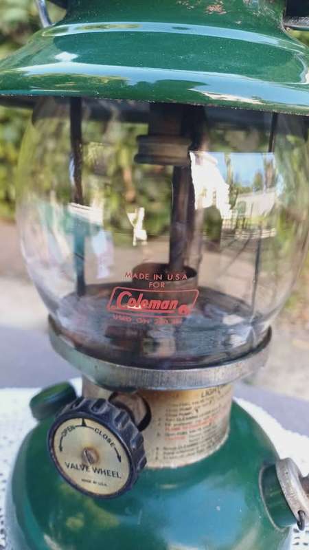 Vintage Coleman Lantern, Made in Wichita, Kansas July 1981 - Glass intact