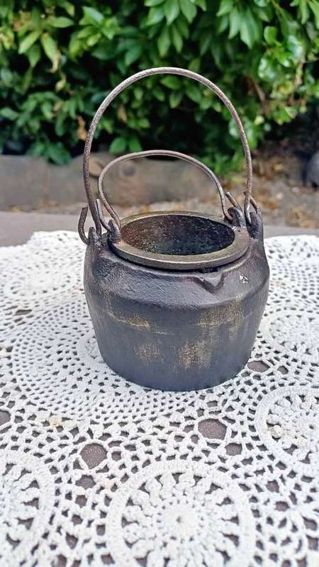 Small vintage cast iron double glue pot. Marked BH. Circa1930/40s