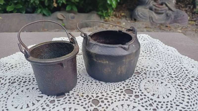 Small vintage cast iron double glue pot. Marked BH. Circa1930/40s