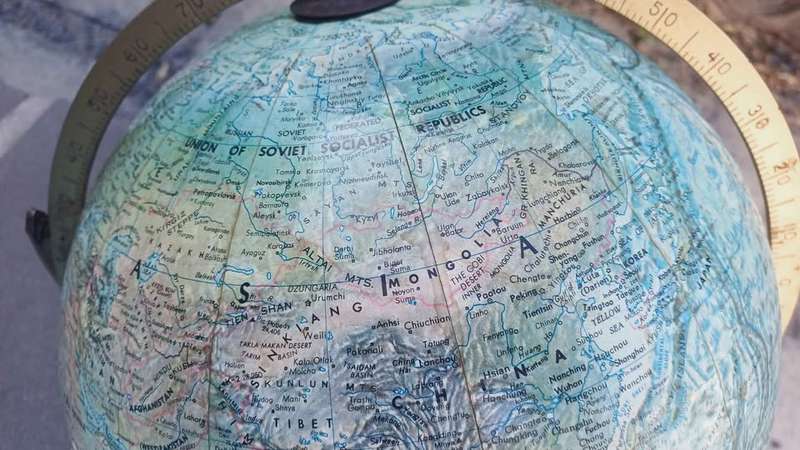 Vintage Replogle World Ocean Series Raised Relief 12 Inches diameter Globe