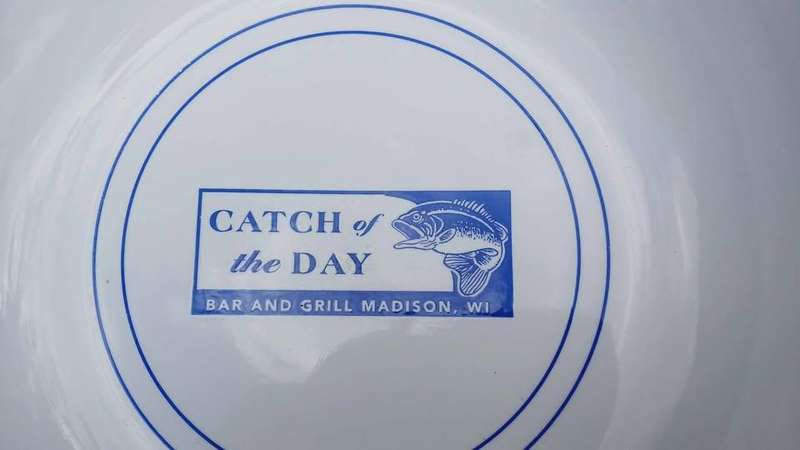 Ceramic Pottery Barn Catch of The Day Bar & Grill Resort Wisconsin W1 Pasta Bowl