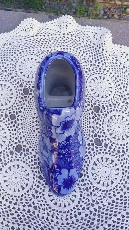Vintage Regency Ironstone Porcelain Floral High Heel Shoe Bud Vase
