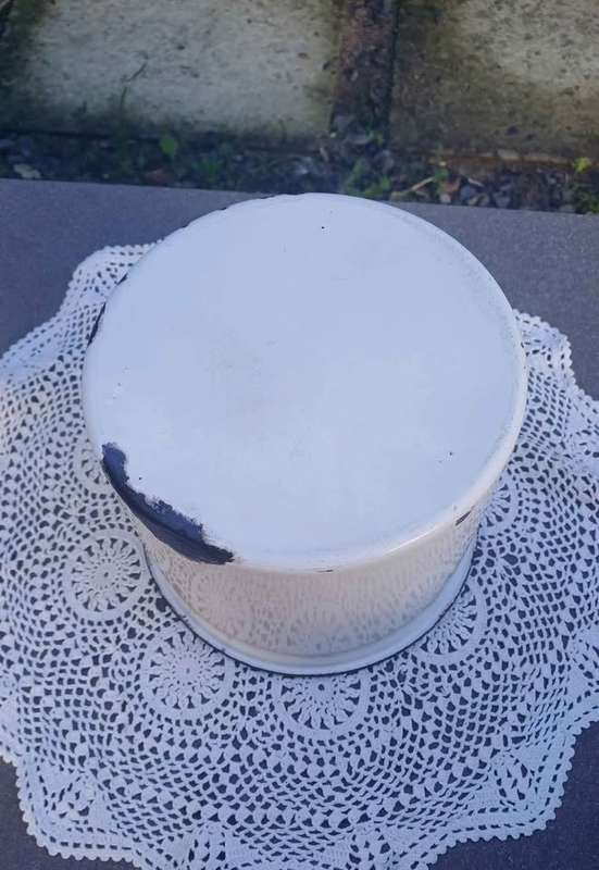 Vintage enamel salt container
