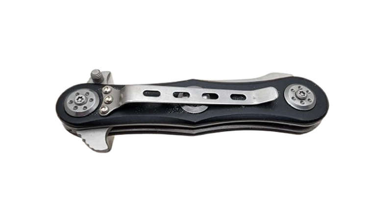 Folding Knife With Locking Blade