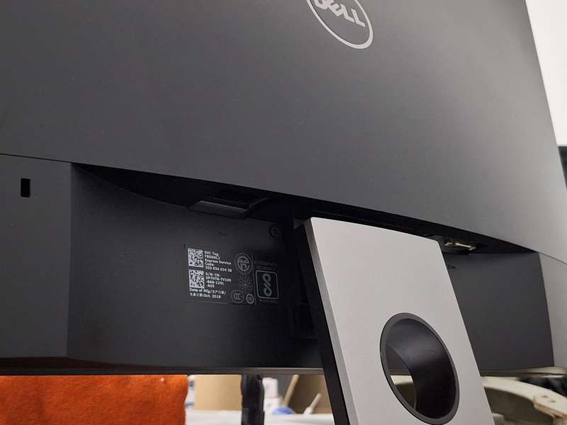Dell SE2416H 24-inch Full HD IPS Monitor