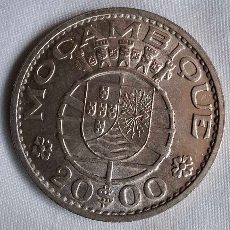 1960 MOZAMBIQUE    20 Escudos