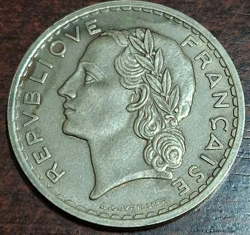 1935 French 5 Francs coin