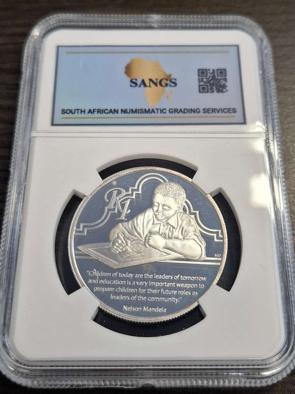 2014 South Africa R1-S Nelson Mandela Life of a Legend Early Years