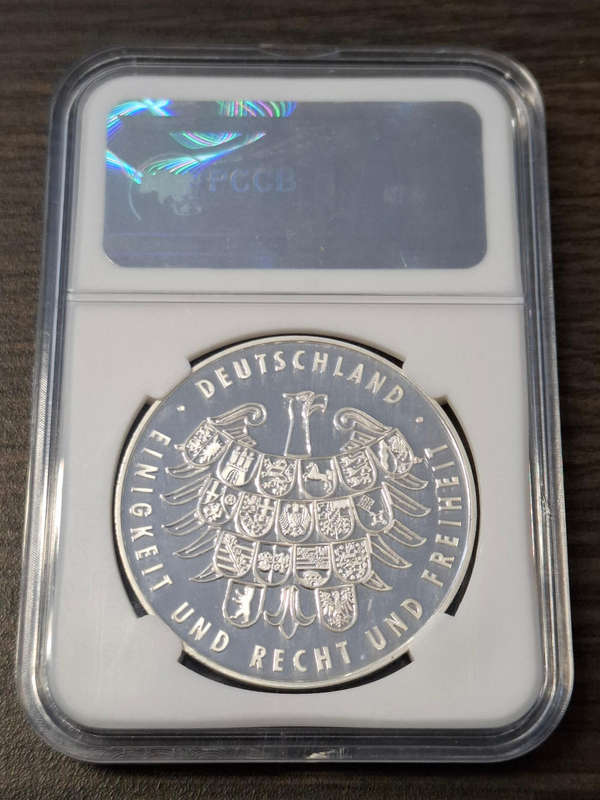 commemorative coin from the 2006 FIFA World Cup held in Germany