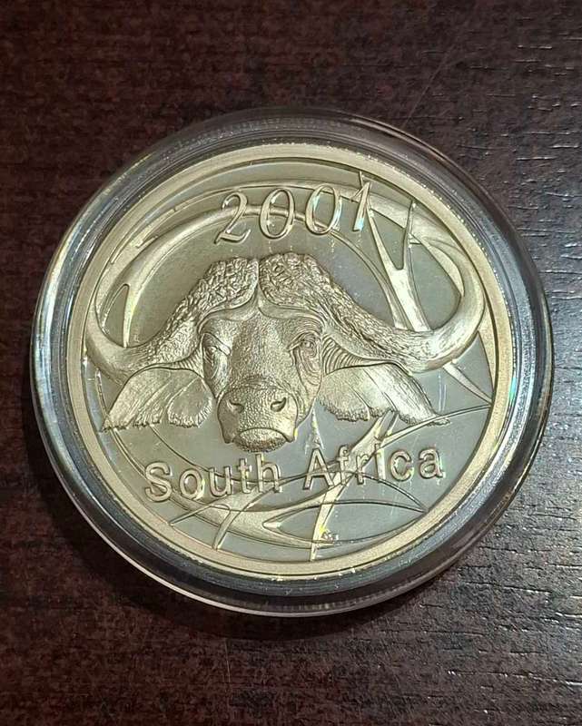 2001 Wildlife Series African Buffalo 50c 2 Oz