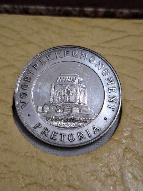 Sterling silver medal: voortrekker monument inauguration