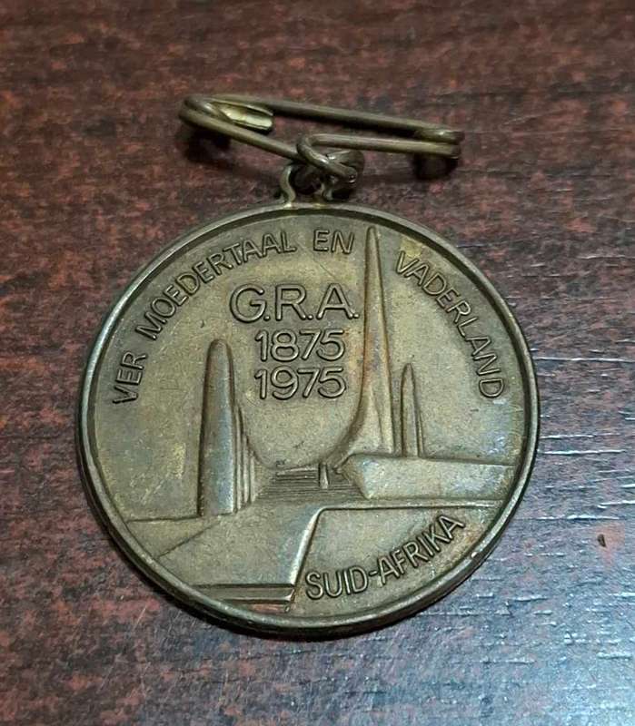 1875 - 1975 GRA Van Moedertaal en Vaderland Medallion