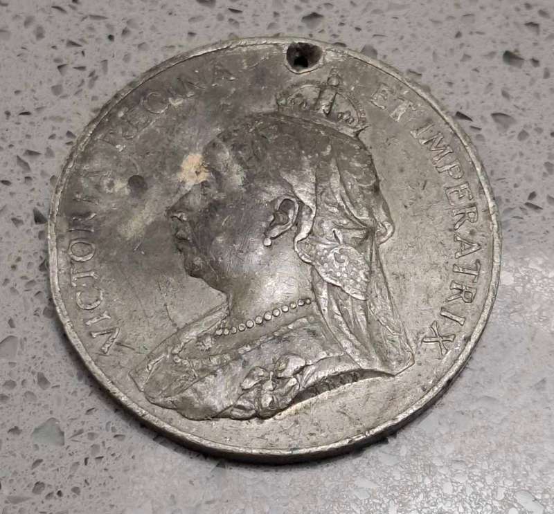 1837-1897 CARLISLE QUEEN VICTORIA 60TH YEAR OF REIGN MEDAL