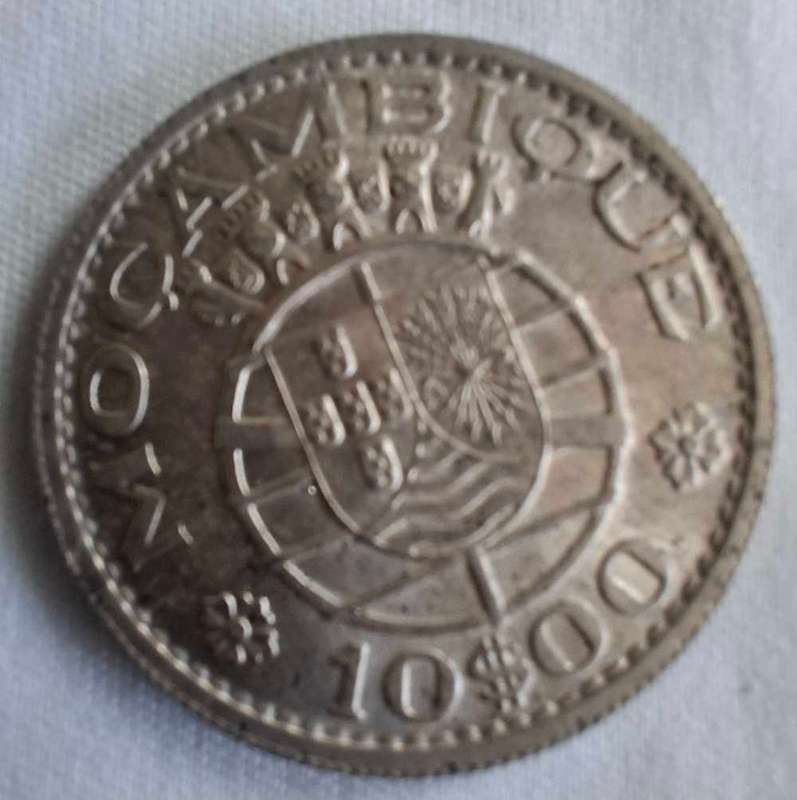1952 MOZAMBIQUE 10 Escudos