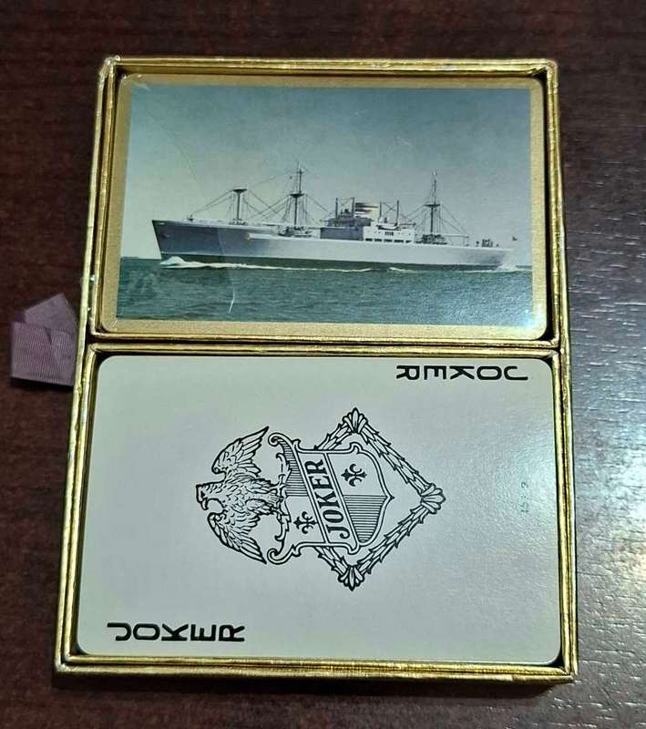 1943 Robin Line Playing Cards