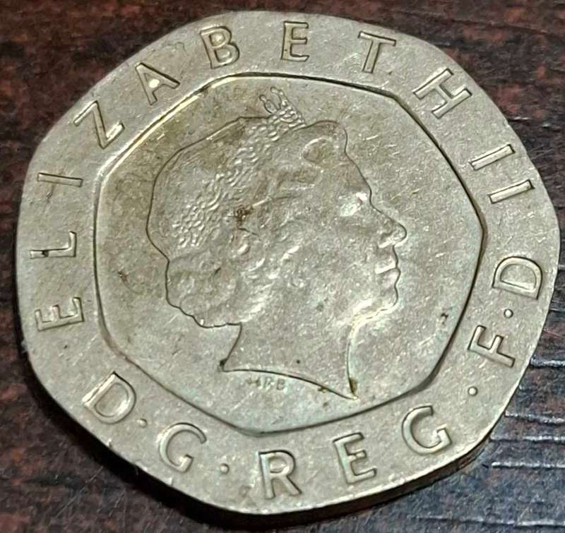 2007 British twenty pence coin