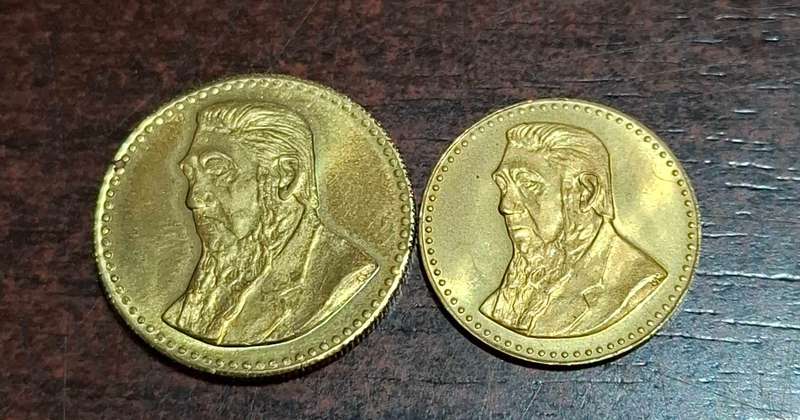 1991 Gold Reef City 1 and 1/2 Pond token