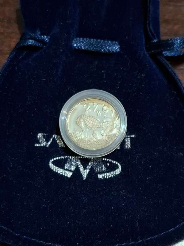 1997 South African 2 1/2 cent coin,featuring a Knysna seahorse