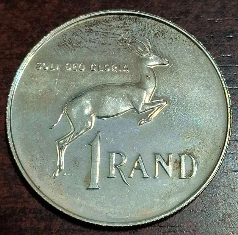 1987 UNC 1R Coin