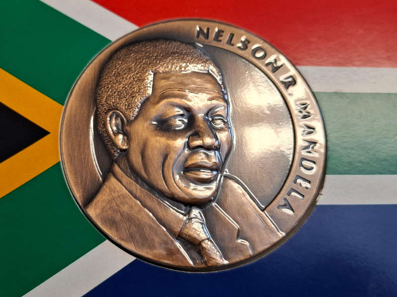 Nelson Mandela Bronze Medallion Inauguration 1994 with Certificates