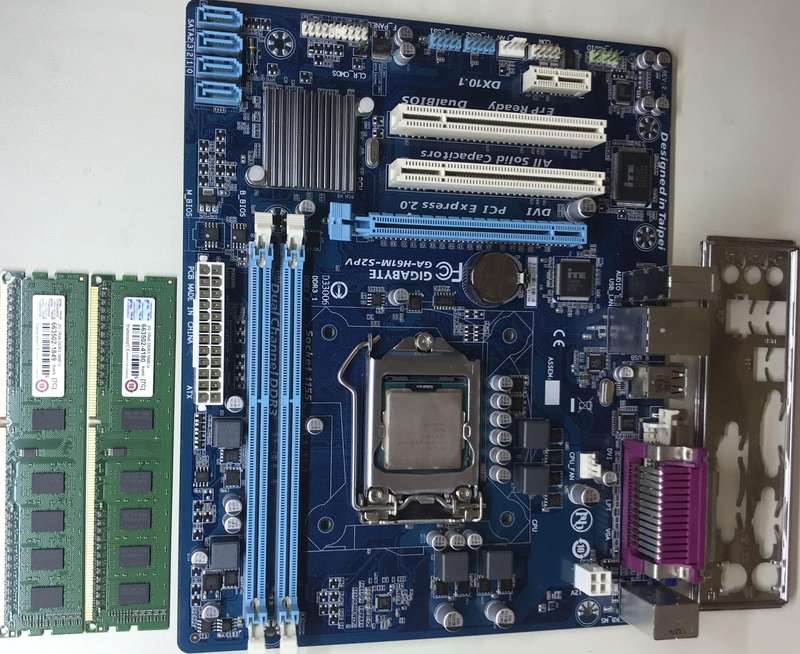 Gigabyte GA-H61M-S2PV Motherboard and CPU Combo