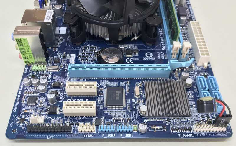 Gigabyte GA-H61M-DS2 Motherboard, CPU And Memory Combo