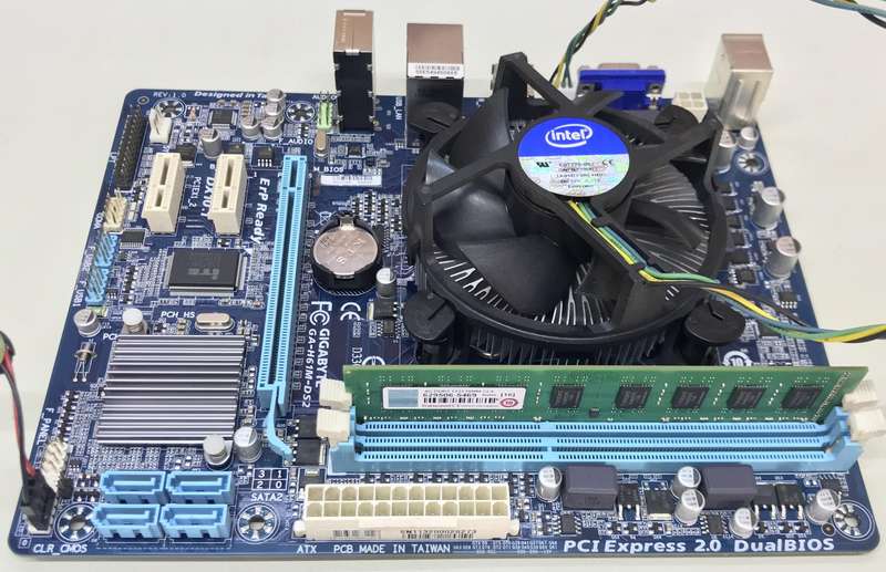 Gigabyte GA-H61M-DS2 Motherboard, CPU And Memory Combo
