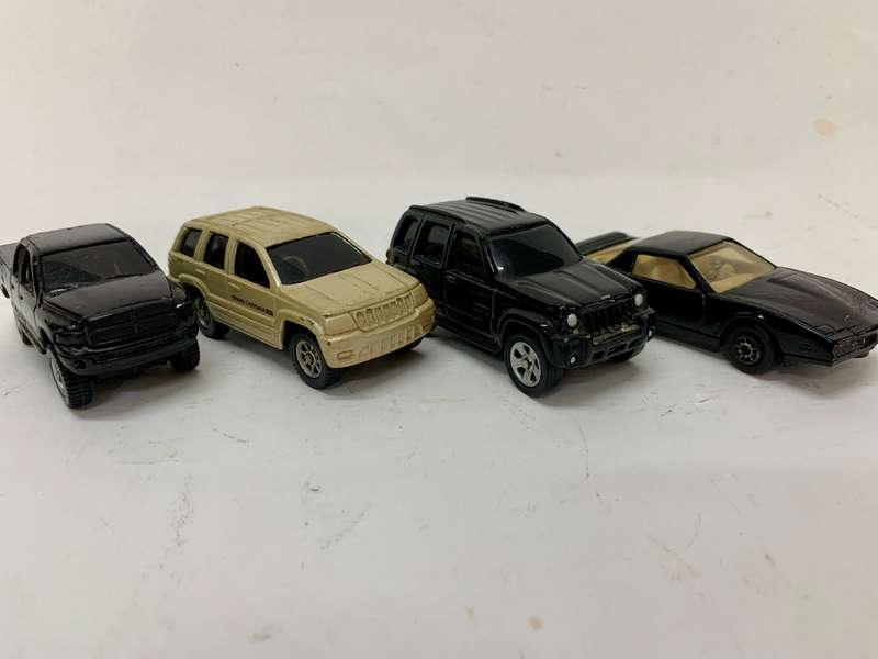 Lot of 4 Maisto Die Cast Cars