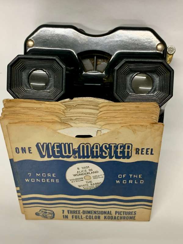 Vintage Sawyers View-master with reels