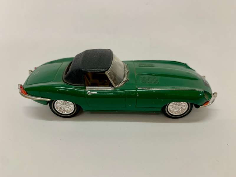Matchbox Dinky 1967 Jaguar E type MK 1½ die-cast model