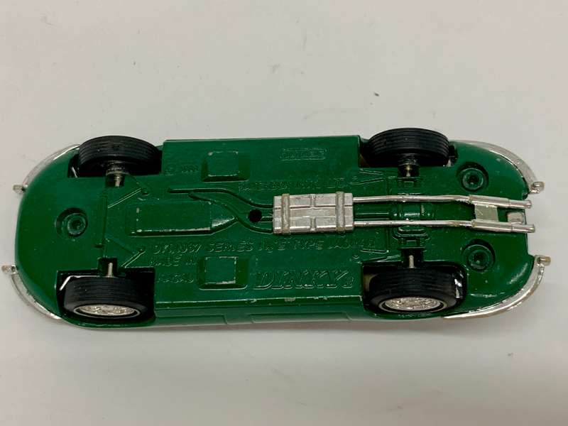 Matchbox Dinky 1967 Jaguar E type MK 1½ die-cast model