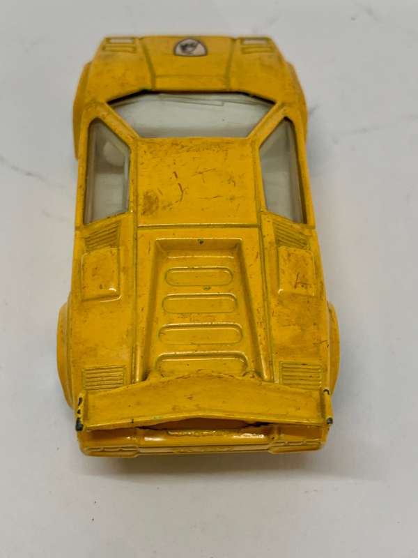 Matchbox Lamborghini Countach LP500S Die Cast 1: 56