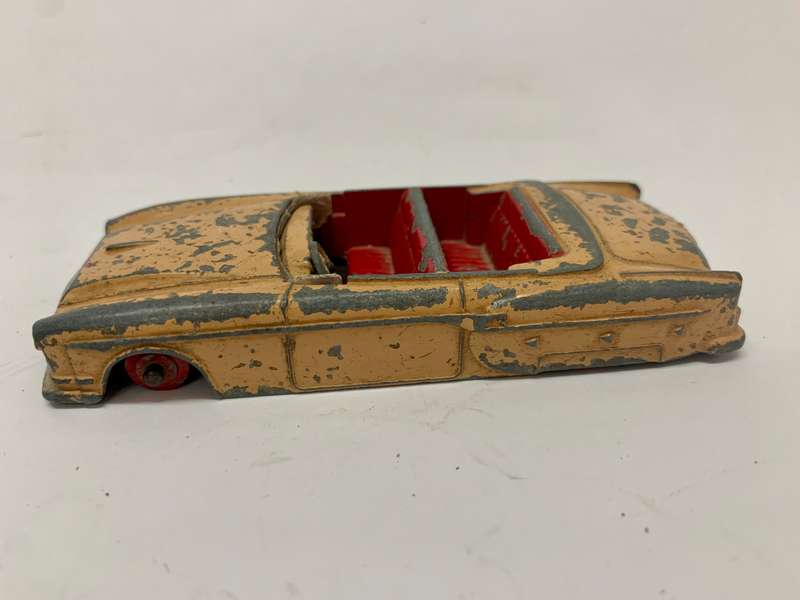 Dinky Toys Packard 132