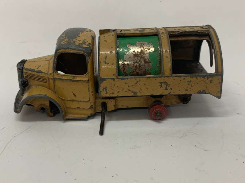 DINKY Meccano England BEDFORD REFUSE WAGON Garbage Truck