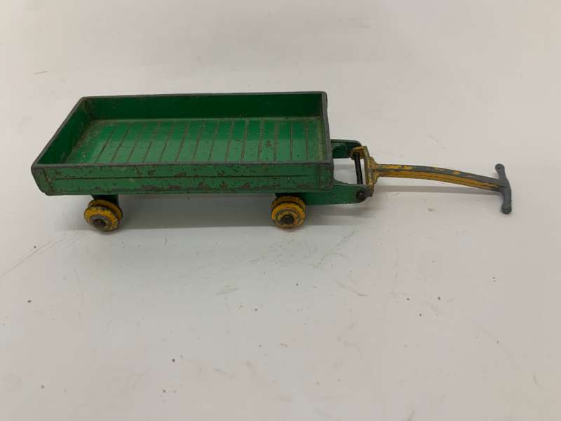 DINKY TOYS #105C HAND CART TRAILER GREEN MADE IN ENGLAND