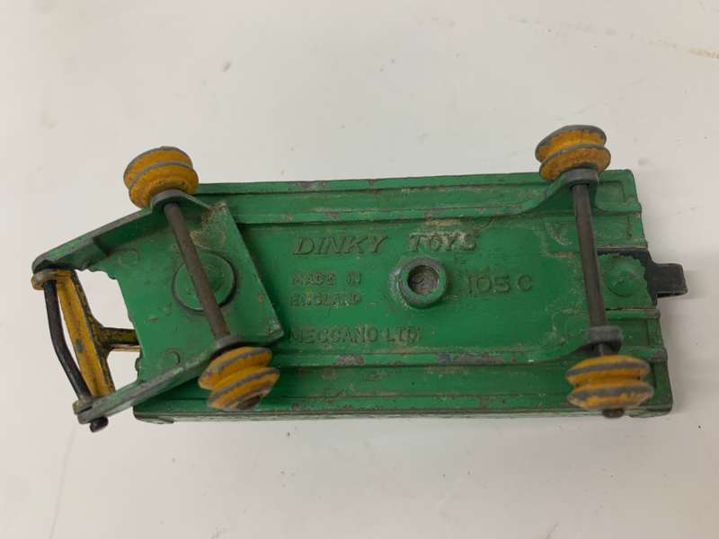 DINKY TOYS #105C HAND CART TRAILER GREEN MADE IN ENGLAND