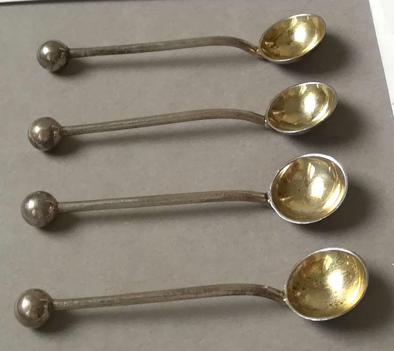STERLING SILVER CHESTER 1909 SET OF 4 SALT SPOONS 15X60MM