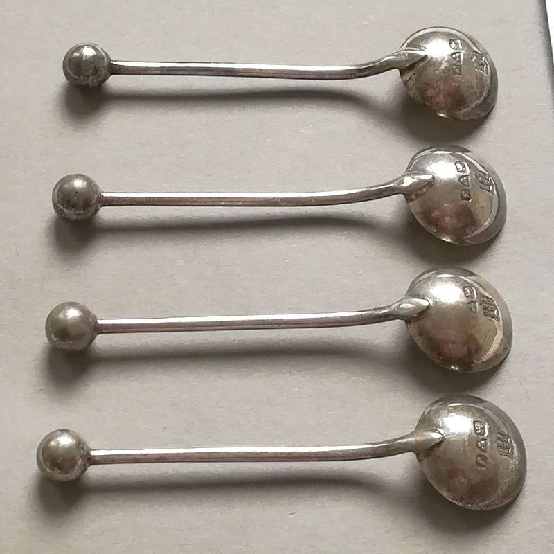 STERLING SILVER CHESTER 1909 SET OF 4 SALT SPOONS 15X60MM