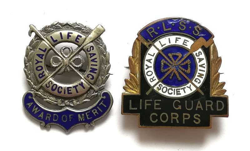 ROYAL LIFE SAVING SOCIETY 2 BADGES 26X32MM-30X32MM