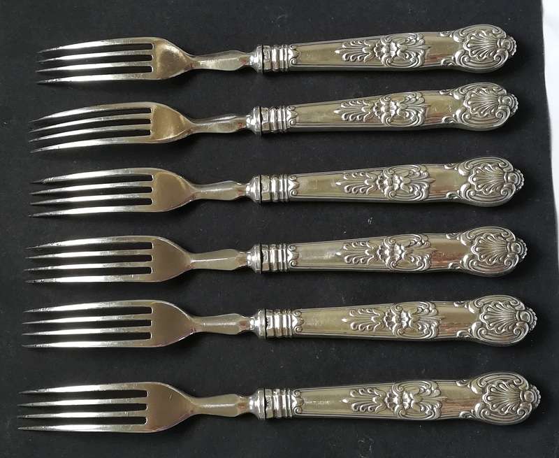GEORGIAN SHEFFIELD 1825 SILVER HANDLES 12 PIECE KNIFE AND FORK SET 180X210MM