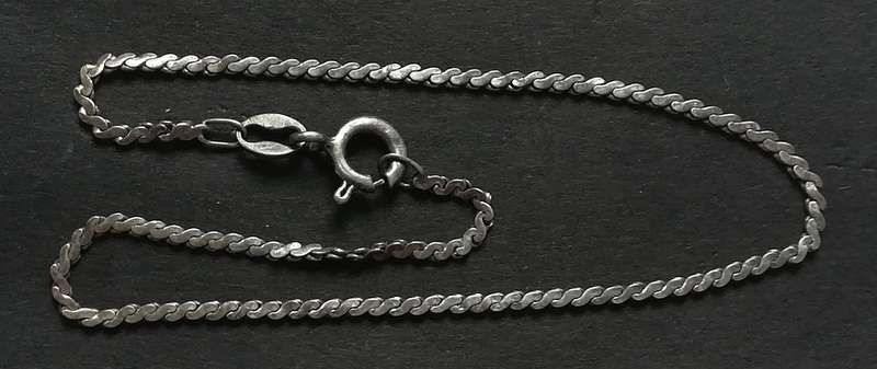 STERLING SILVER ITALY CHAIN 190MM 1.3 GRAMS