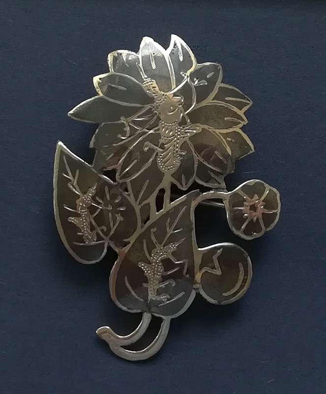SIAM STERLING SILVER + ENAMEL BROOCH 40X55MM 7.8 GRAMS