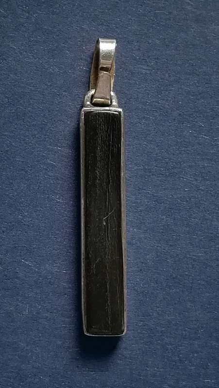STERLING SILVER + BLACK GLASS PENDANT  6X35MM