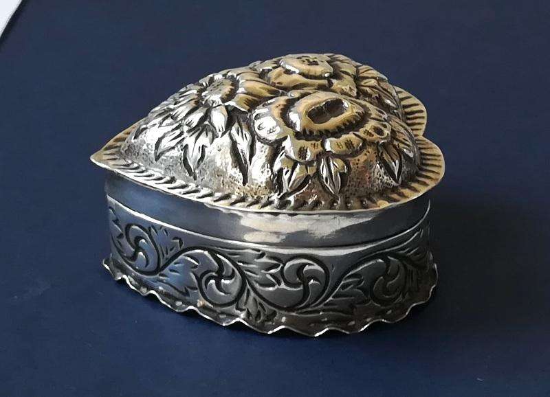STERLING SILVER LONDON 1852 RING BOX 28X45X50MM 25.2 GRAMS