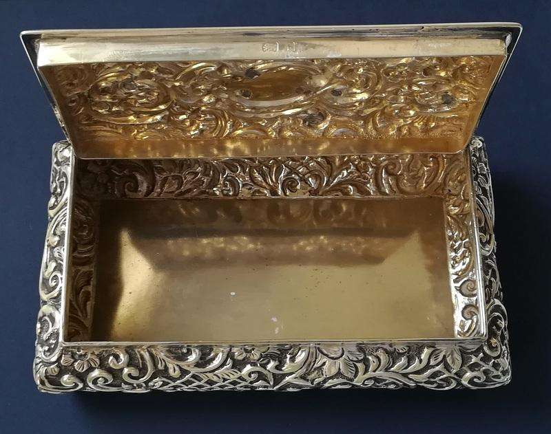 ORNATE STERLING SILVER BIRMINGHAM 1901 BOX 176.4 GRAMS 40X80X135MM