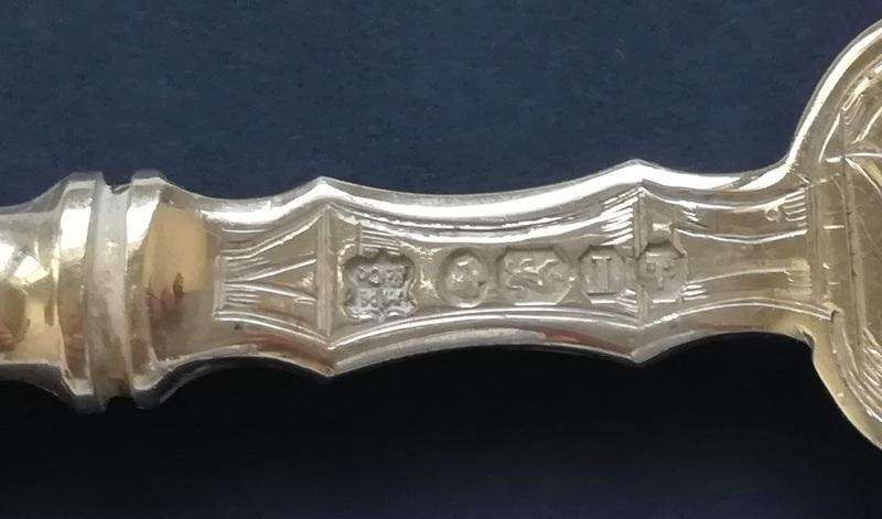 VICTORIAN SHEFFIELD 1861 STERLING SILVER *CAKE SERVERS* BOXED 176 GRAMS BOX 90X320MM