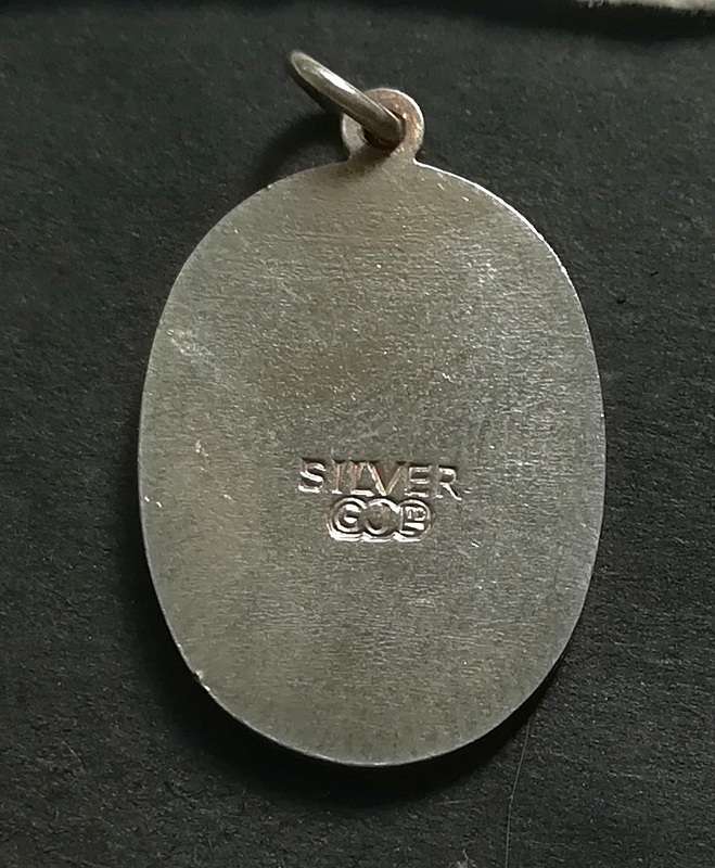 STERLING SILVER AND ENAMEL ST CHRISTOPHER PENDANT 15X20MM 2.8GRAMS