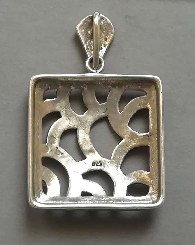 STERLING SILVER  AND MARCASITE PENDANT 22 X 40MM 9.2 GRAMS